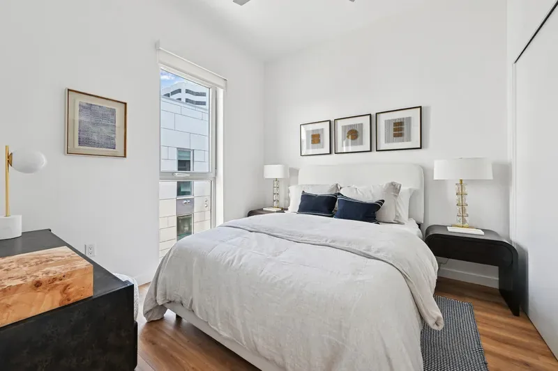 Evani 3223 Wilshire model bedroom interior - Santa Monica, CA